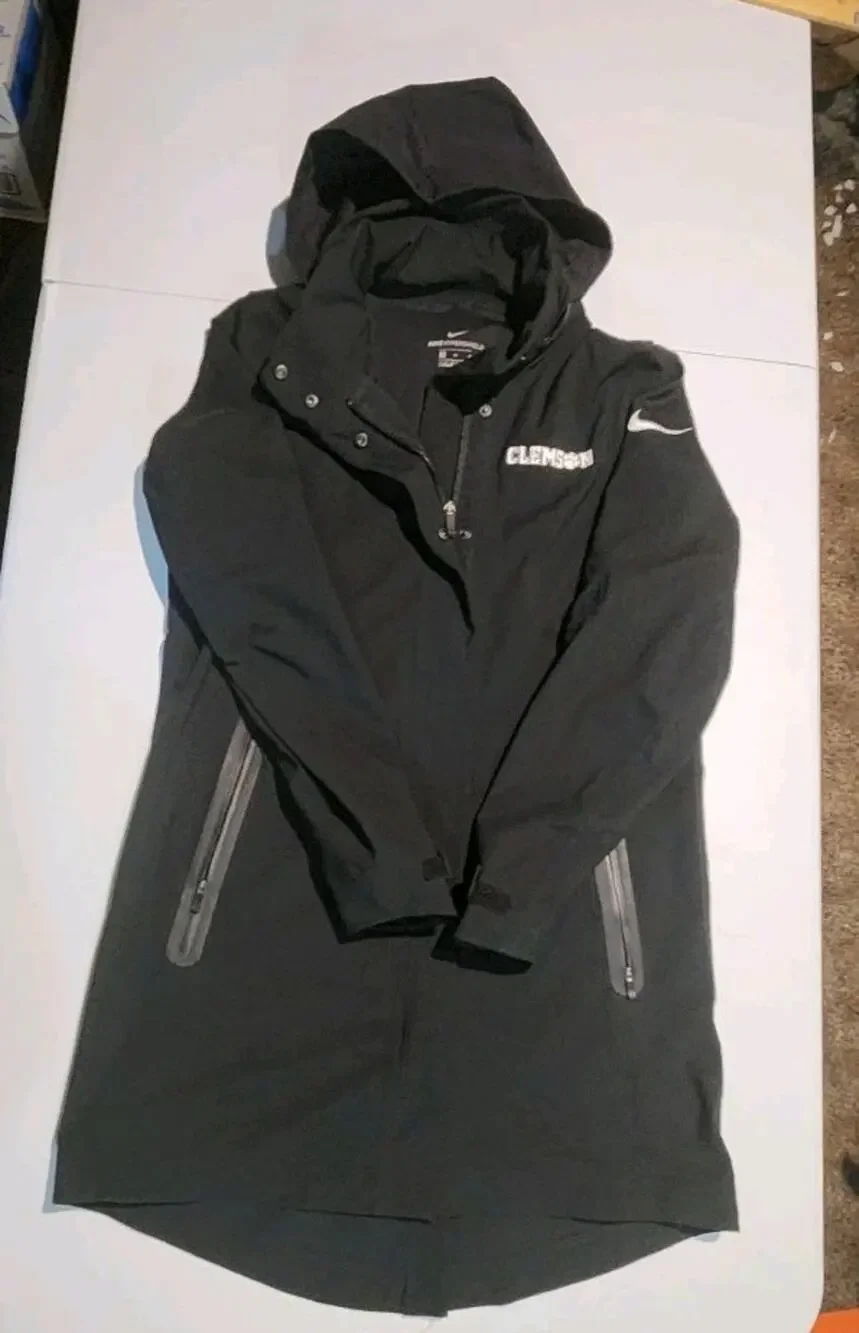 Nike Clemson Tigers Hypershield Hyperadapt Jacket Women's M Black